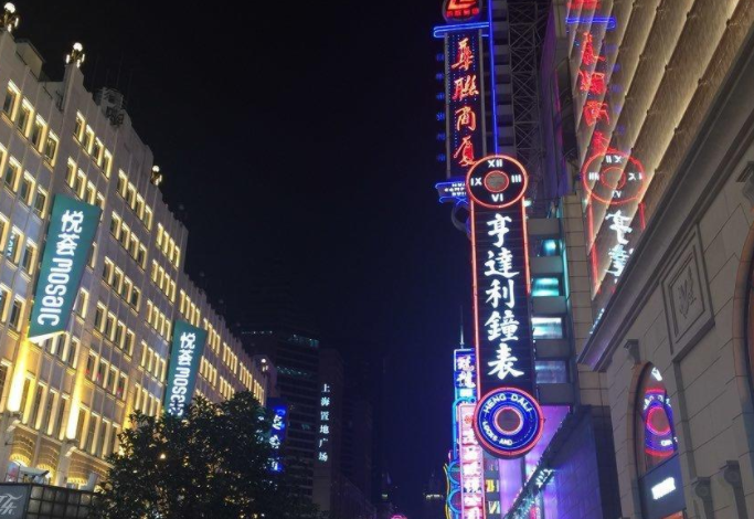 门头发光字为什么受欢迎?